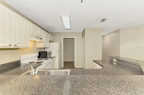 4045 Crockers Lake Boulevard Sarasota FL 34238