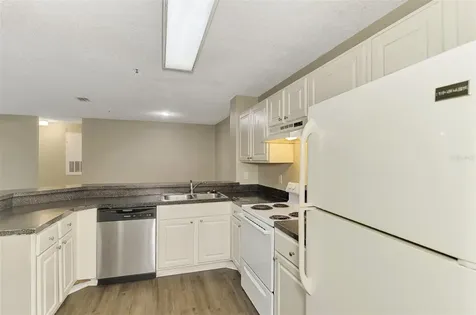 4045 Crockers Lake Boulevard Sarasota FL 34238