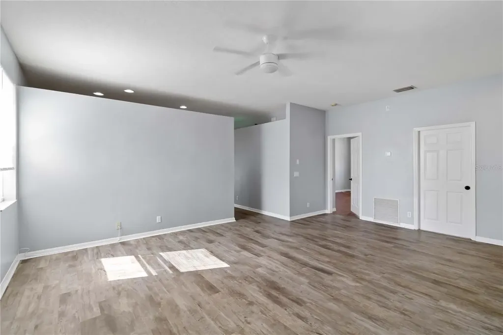 5214 60th Drive E Bradenton FL 34203