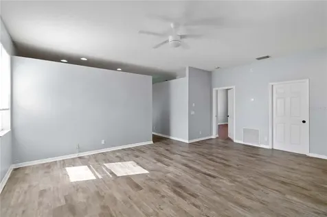5214 60th Drive E Bradenton FL 34203