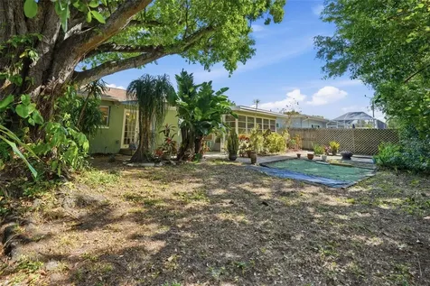 2171 Scotland Drive Clearwater FL 33763