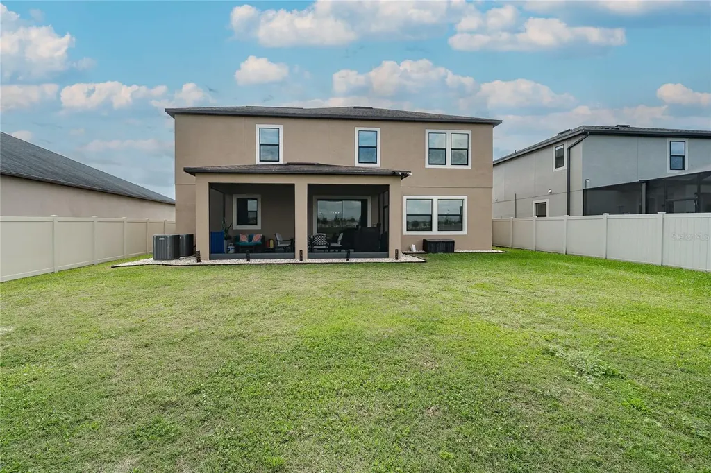 8099 Lago Mist Way Wesley Chapel FL 33545