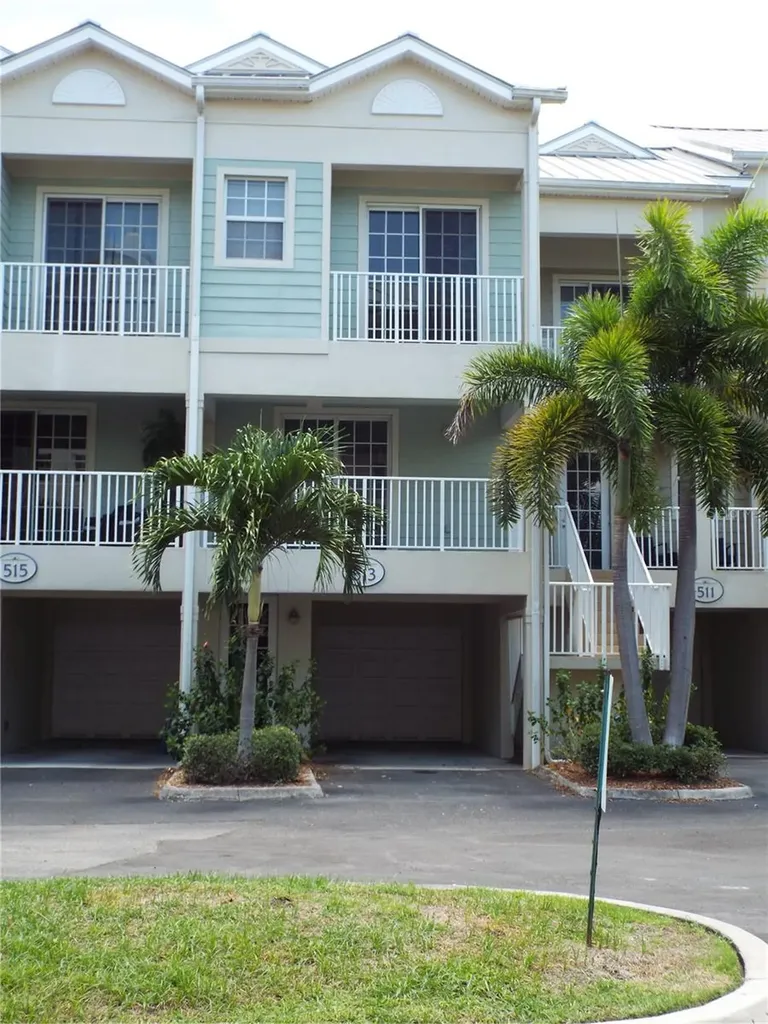 513 Bahia Beach Boulevard Ruskin FL 33570