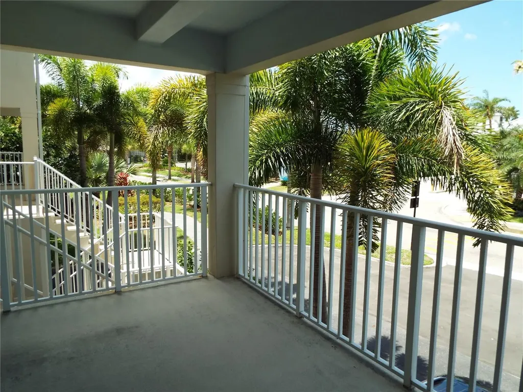 513 Bahia Beach Boulevard Ruskin FL 33570