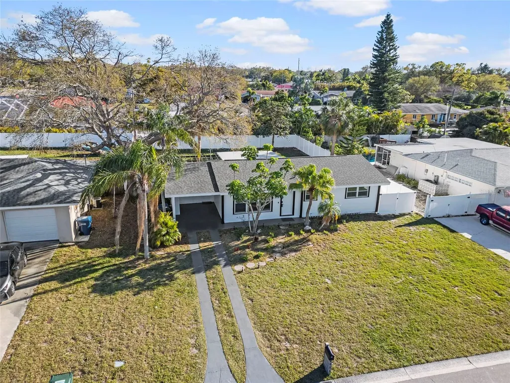 2003 6th Place SW Largo FL 33770