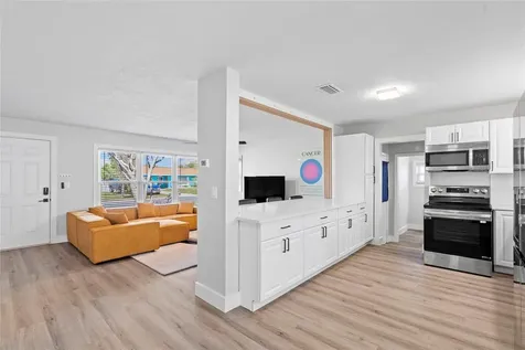 2003 6th Place SW Largo FL 33770