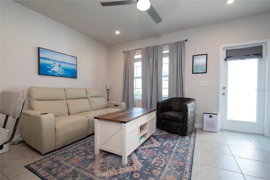 4660 Old Blush Street Bradenton FL 34211