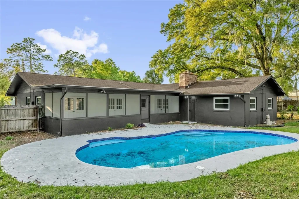 2 Hudson Cove Longwood FL 32750