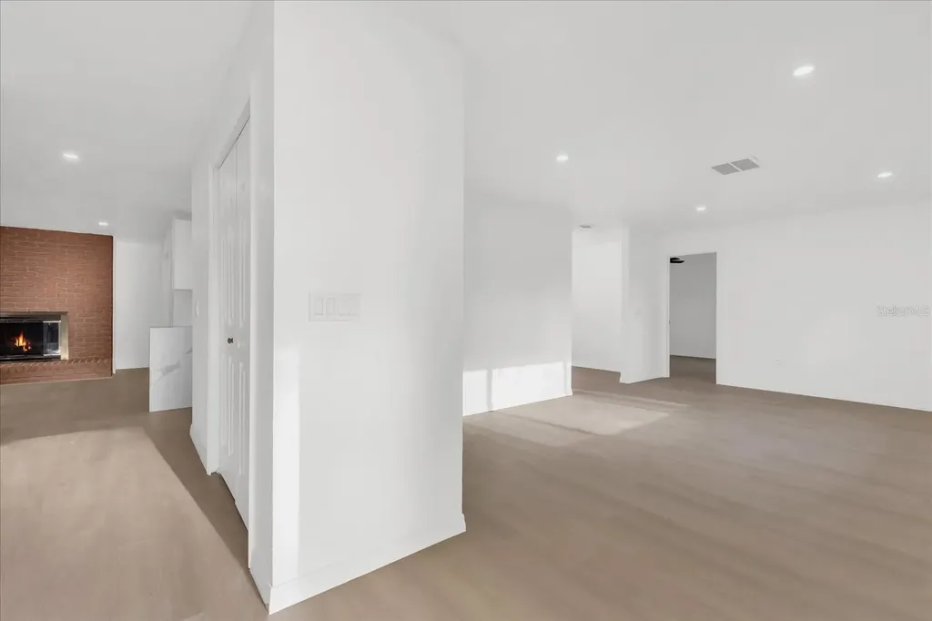 2 Hudson Cove Longwood FL 32750