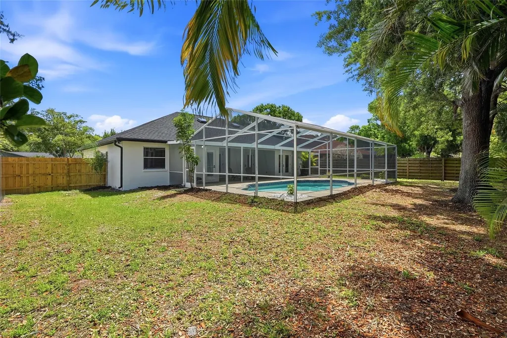 4816 79th Avenue Plaza E Sarasota FL 34243