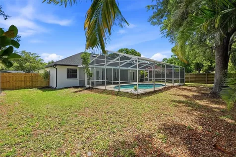 4816 79th Avenue Plaza E Sarasota FL 34243
