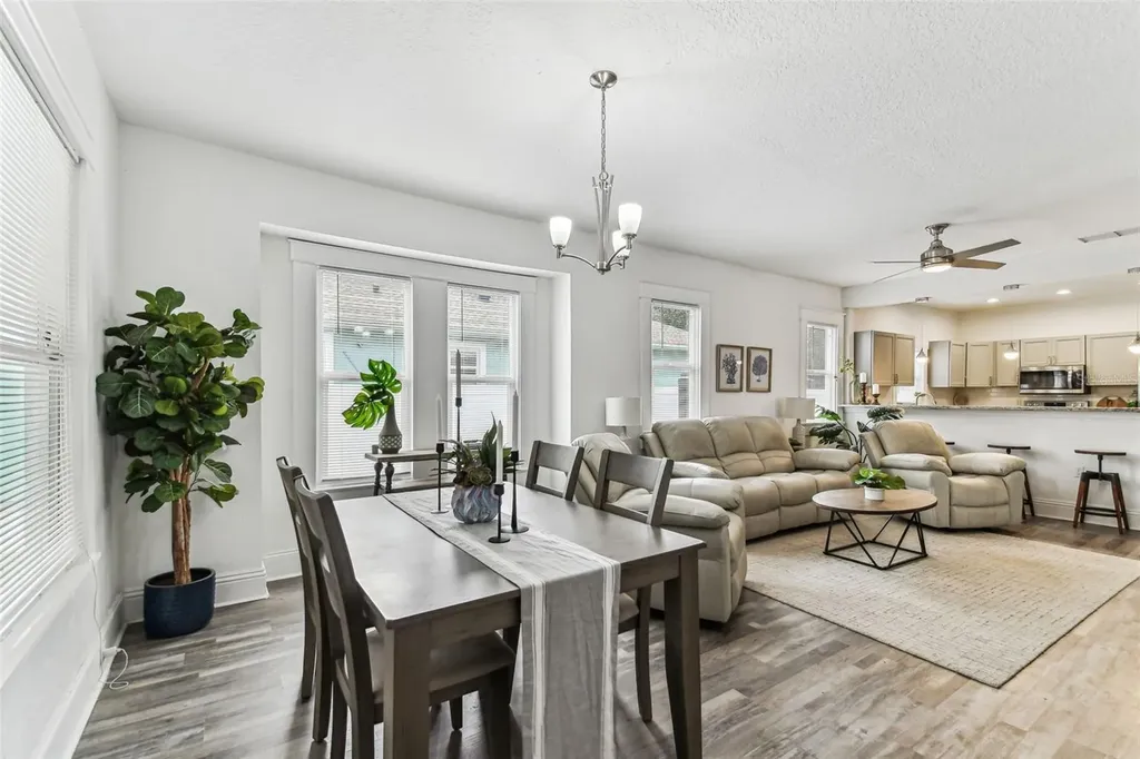 904 E Hamilton Avenue Tampa FL 33604