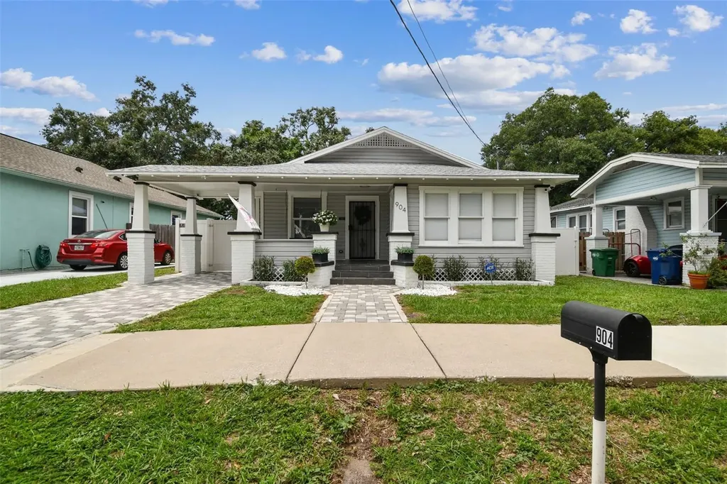 904 E Hamilton Avenue Tampa FL 33604