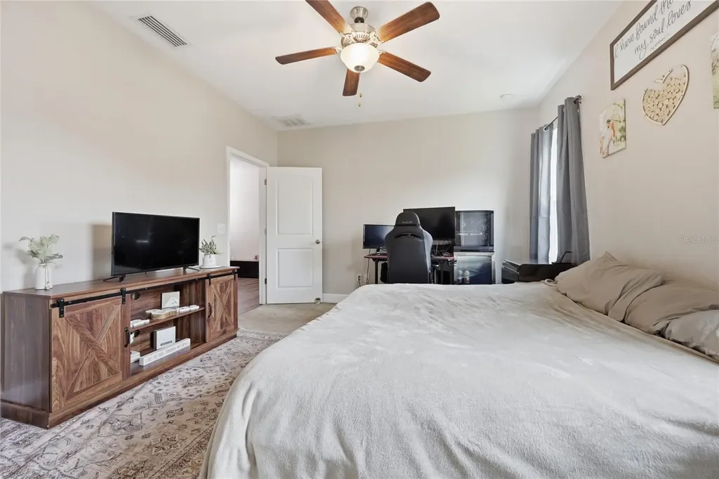 16612 NW 191st Way High Springs FL 32643