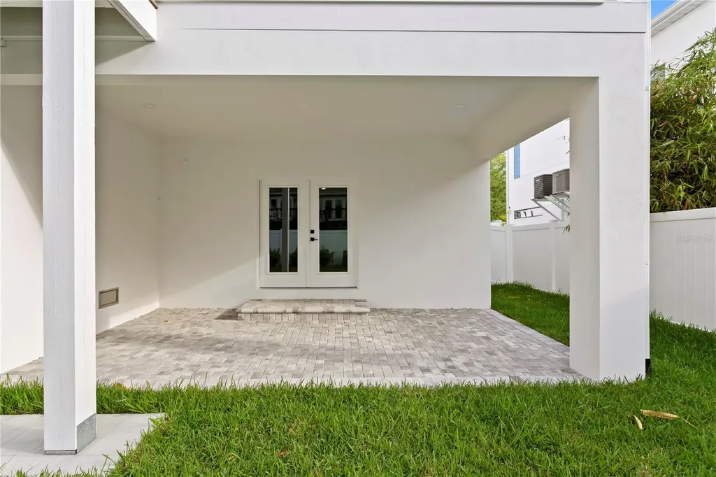 1851 Mississippi Avenue NE St Petersburg FL 33703