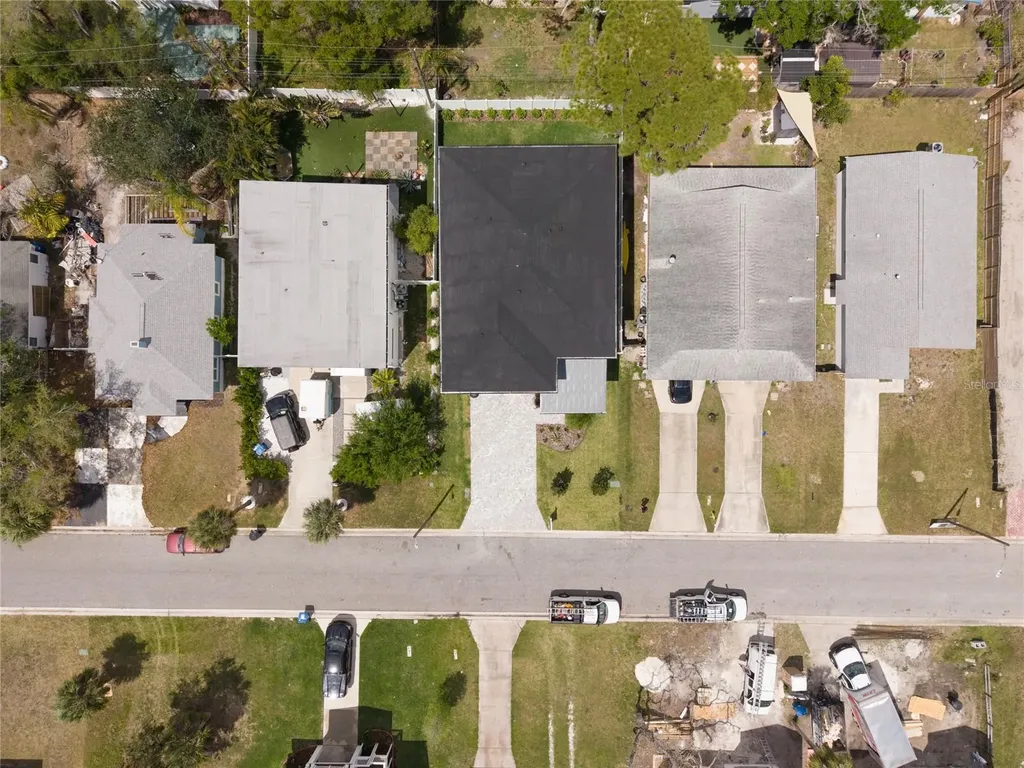 1851 Mississippi Avenue NE St Petersburg FL 33703