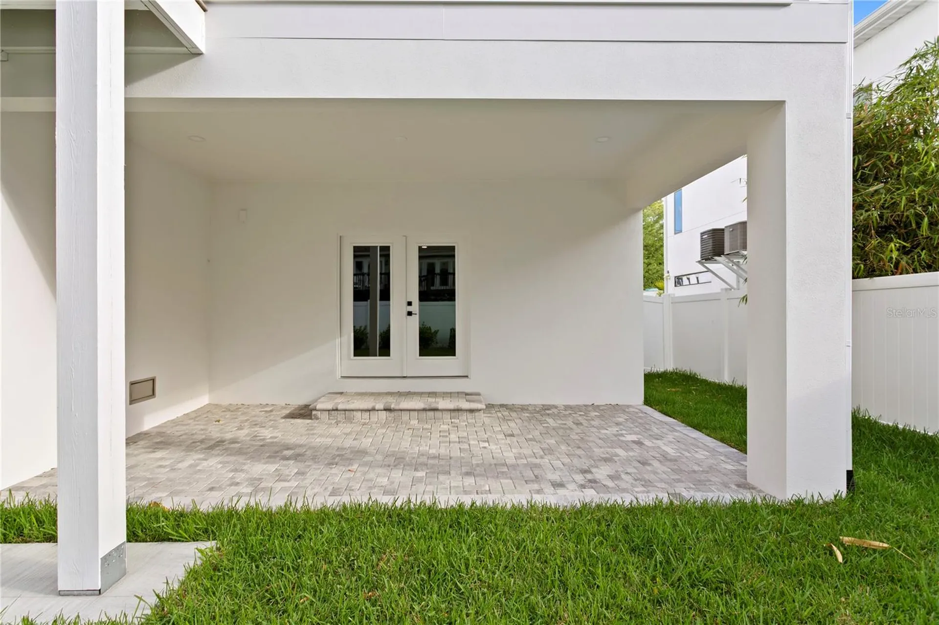 1851 Mississippi Avenue NE St Petersburg FL 33703