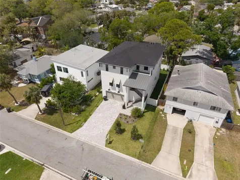 1851 Mississippi Avenue NE St Petersburg FL 33703