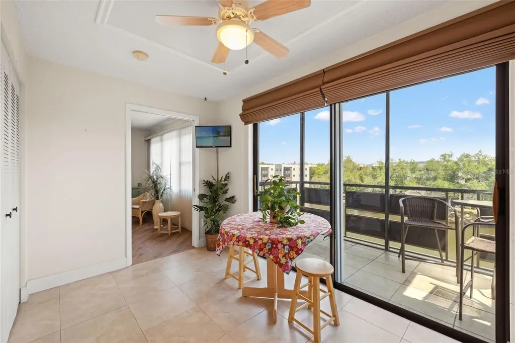 6070 80th Street N St Petersburg FL 33709