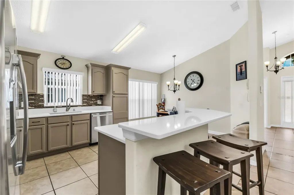 2551 Oneida Loop Kissimmee FL 34747