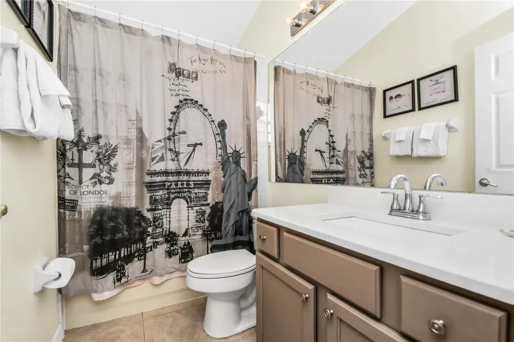 2551 Oneida Loop Kissimmee FL 34747