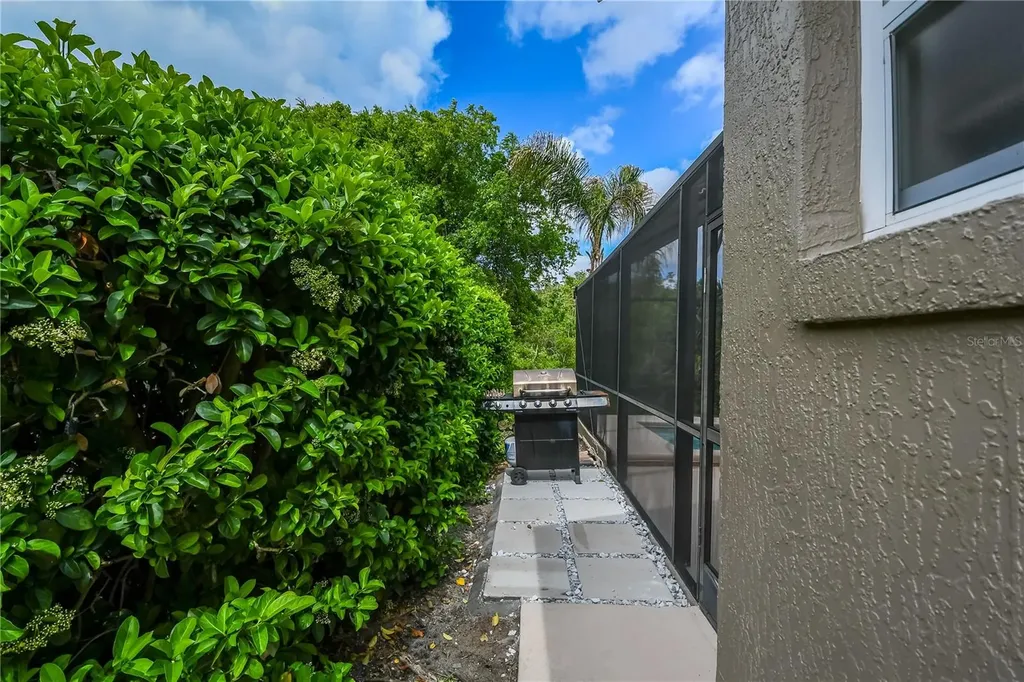 2551 Oneida Loop Kissimmee FL 34747