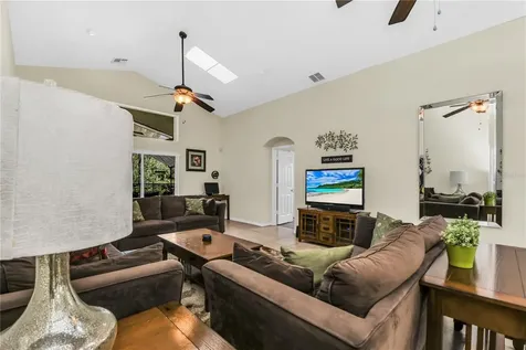 2551 Oneida Loop Kissimmee FL 34747