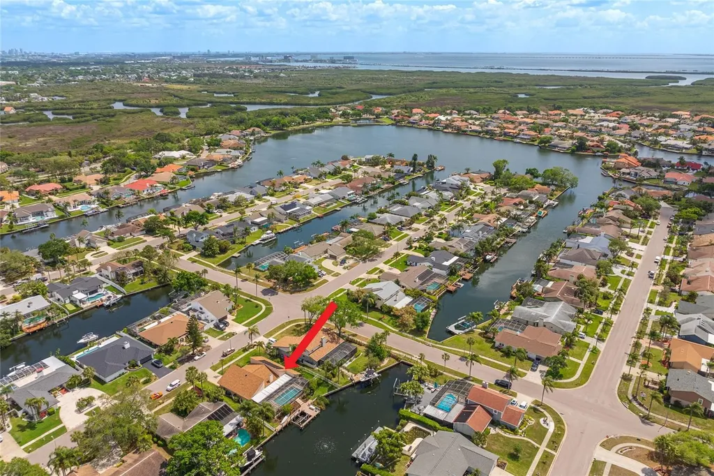 6104 Schooner Way Tampa FL 33615