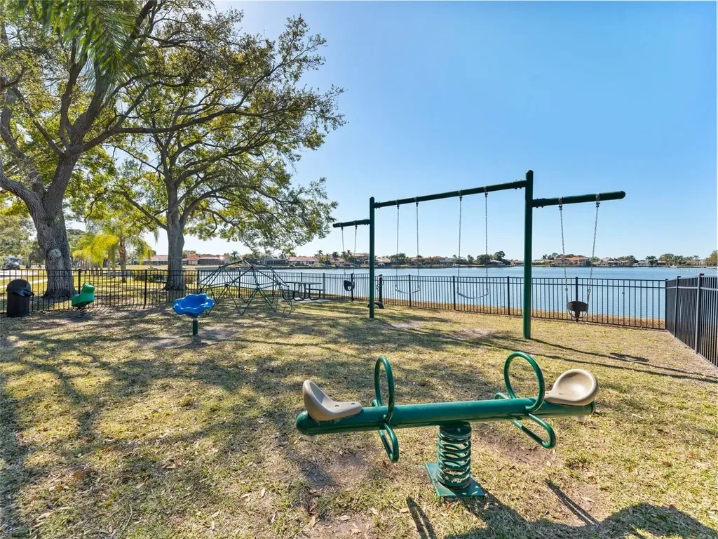 6104 Schooner Way Tampa FL 33615