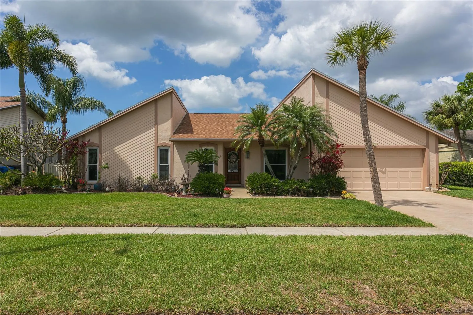 6104 Schooner Way Tampa FL 33615
