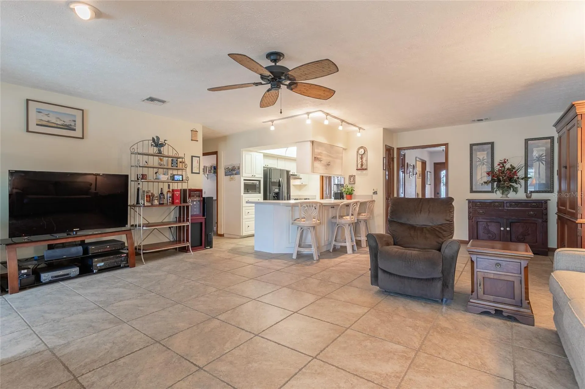 6104 Schooner Way Tampa FL 33615