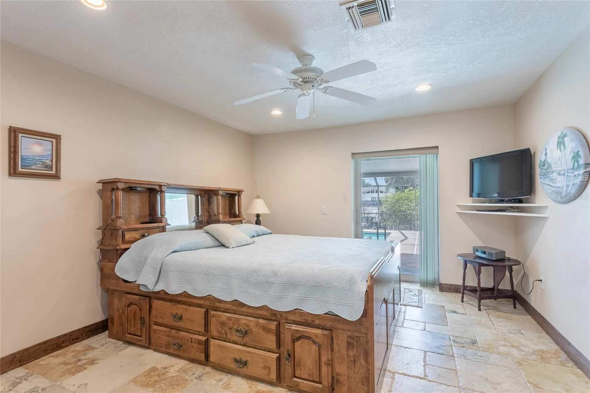6104 Schooner Way Tampa FL 33615