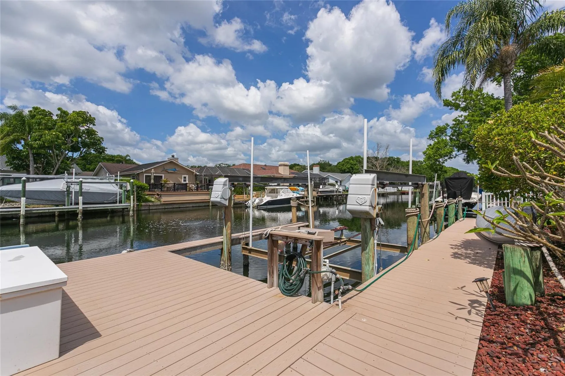 6104 Schooner Way Tampa FL 33615