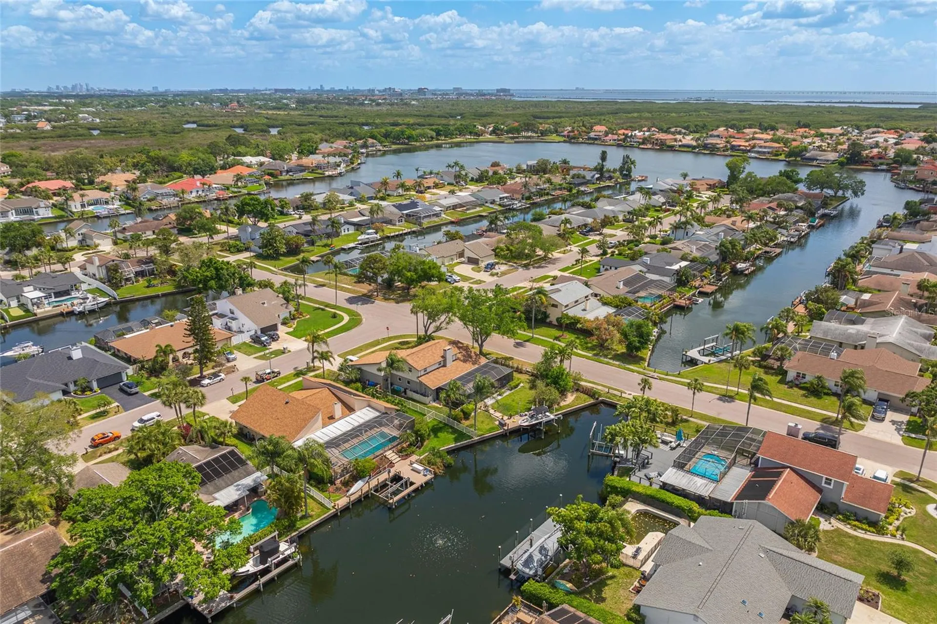 6104 Schooner Way Tampa FL 33615