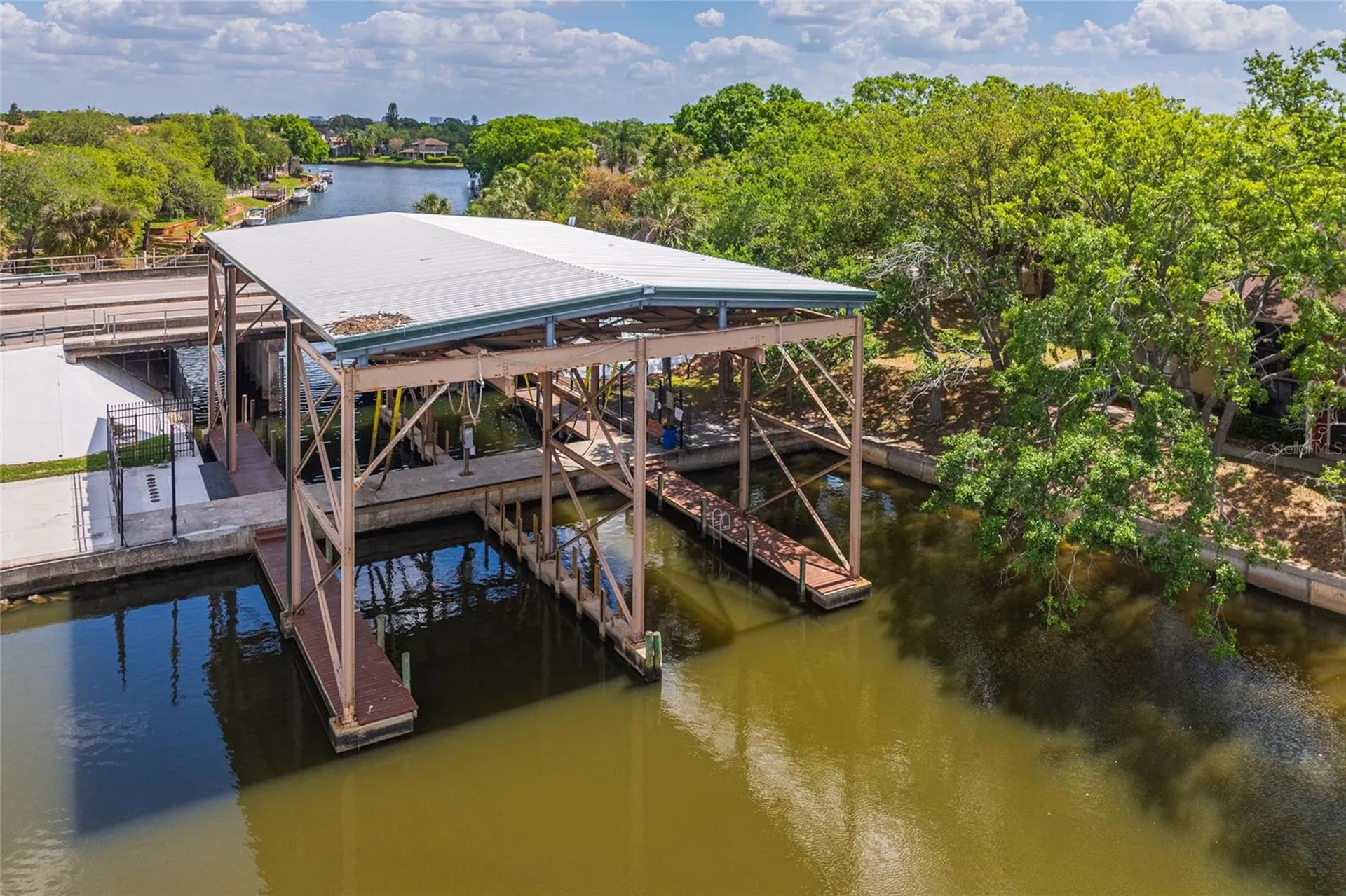 6104 Schooner Way Tampa FL 33615