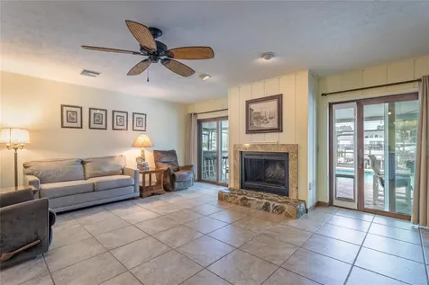 6104 Schooner Way Tampa FL 33615