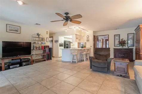 6104 Schooner Way Tampa FL 33615