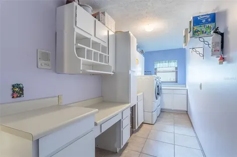 6104 Schooner Way Tampa FL 33615