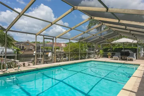 6104 Schooner Way Tampa FL 33615