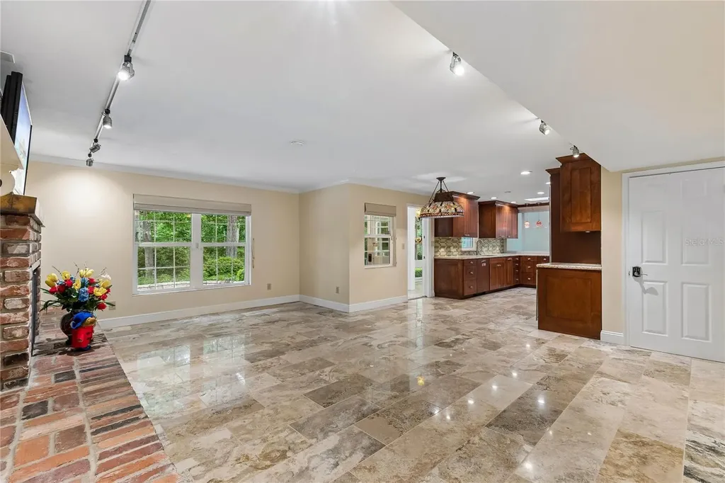 2006 NW 23rd Street Gainesville FL 32605