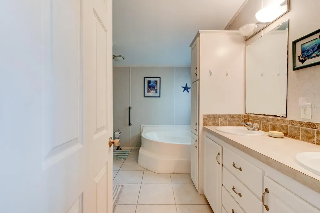 387 Marsh Landing Loop Oak Hill FL 32759