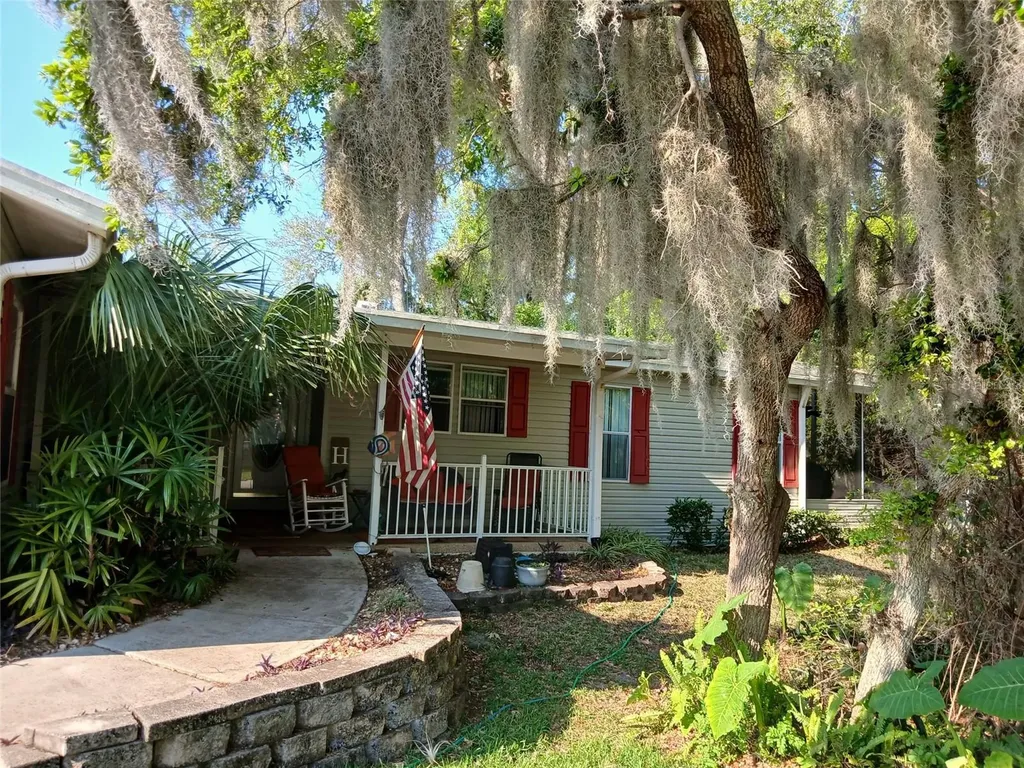 387 Marsh Landing Loop Oak Hill FL 32759