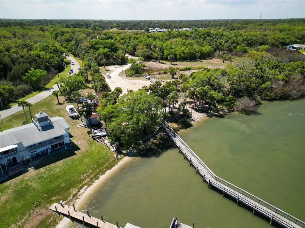 387 Marsh Landing Loop Oak Hill FL 32759