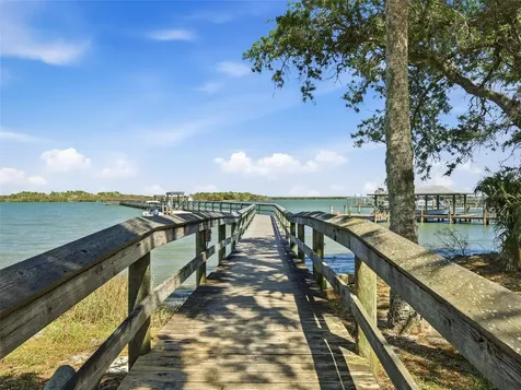 387 Marsh Landing Loop Oak Hill FL 32759