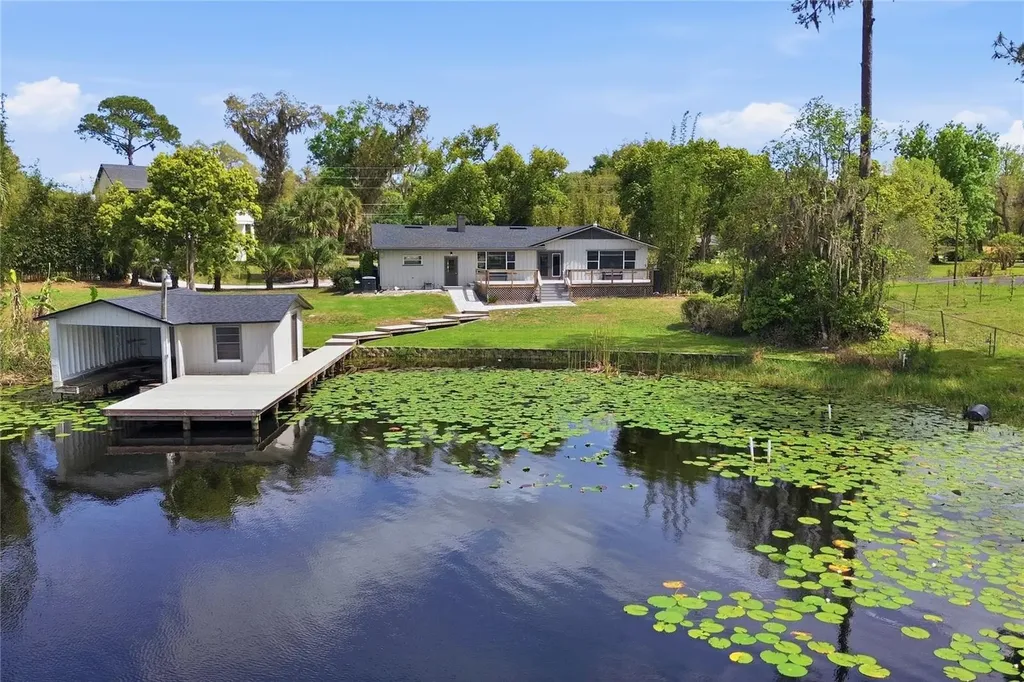 940 N Kepler Road Deland FL 32724