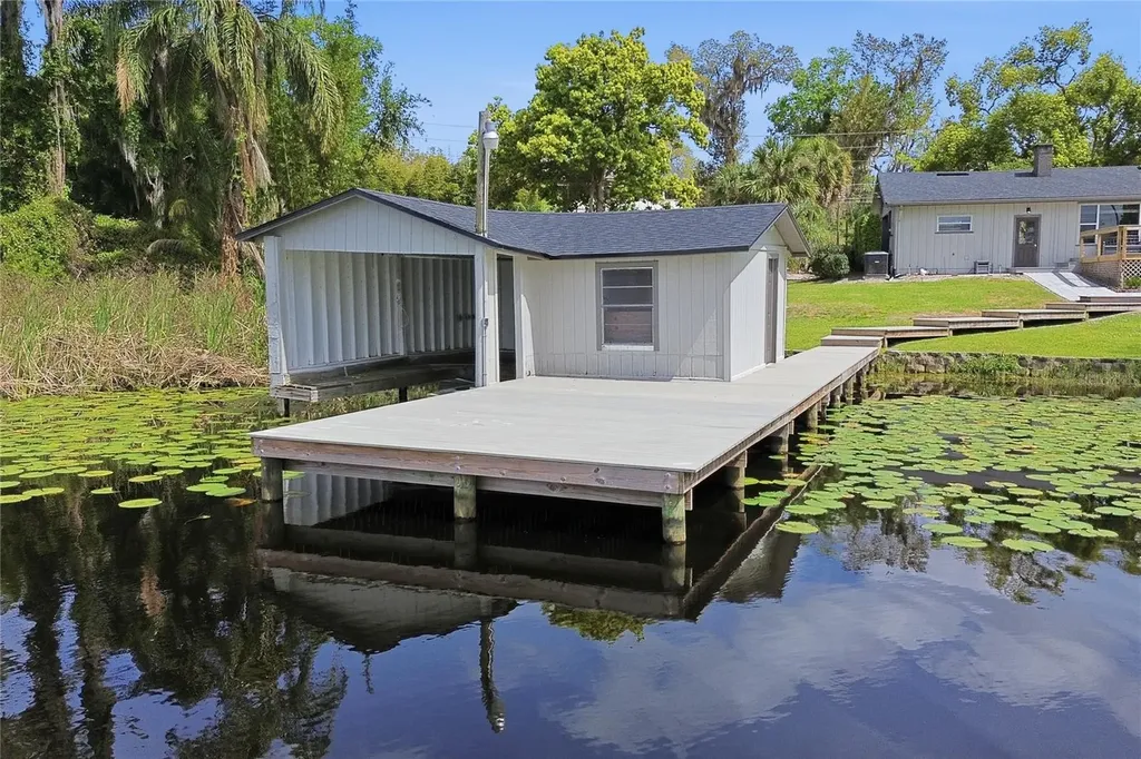 940 N Kepler Road Deland FL 32724