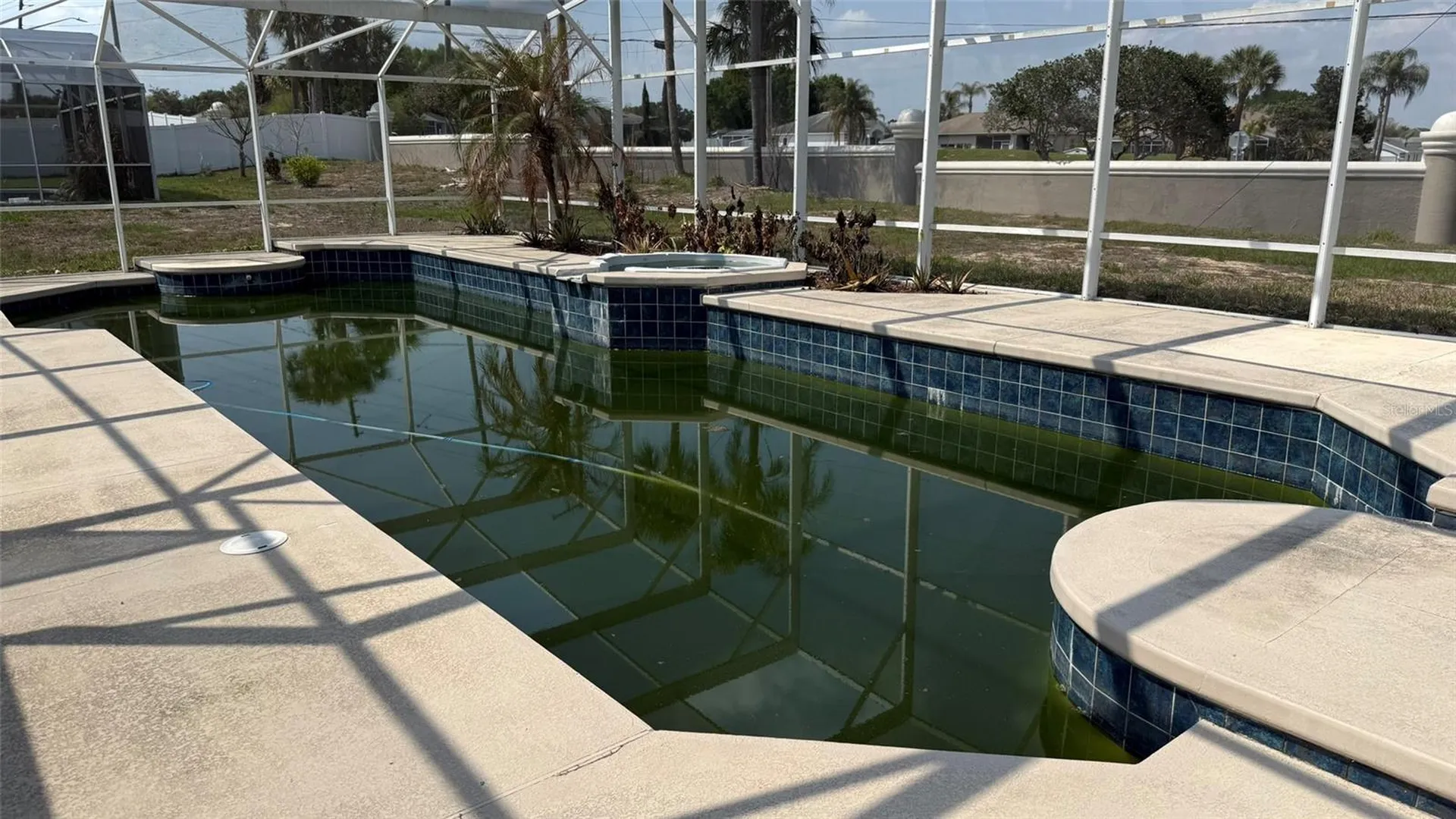5612 Loma Vista Drive W Davenport FL 33896