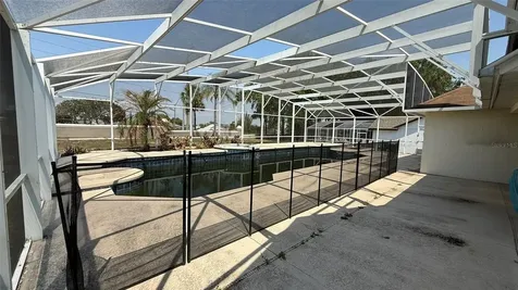 5612 Loma Vista Drive W Davenport FL 33896