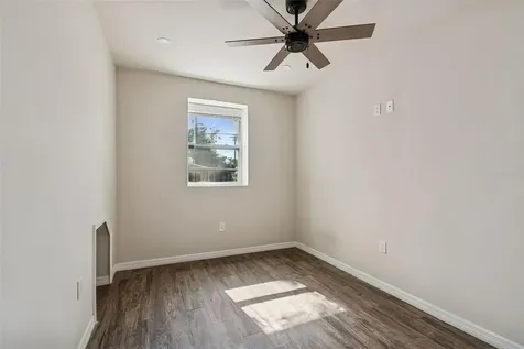 1006 E 26th Avenue Tampa FL 33605