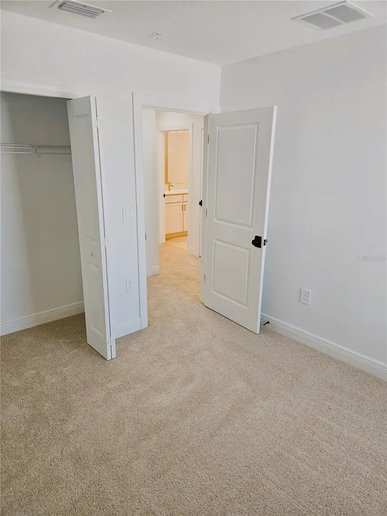 17712 Broadleaf Loop Venice FL 34293